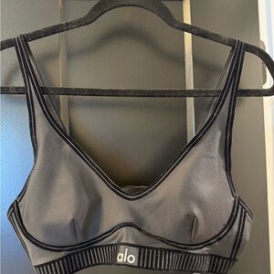 ALO Yoga Airlift Line Up Bra